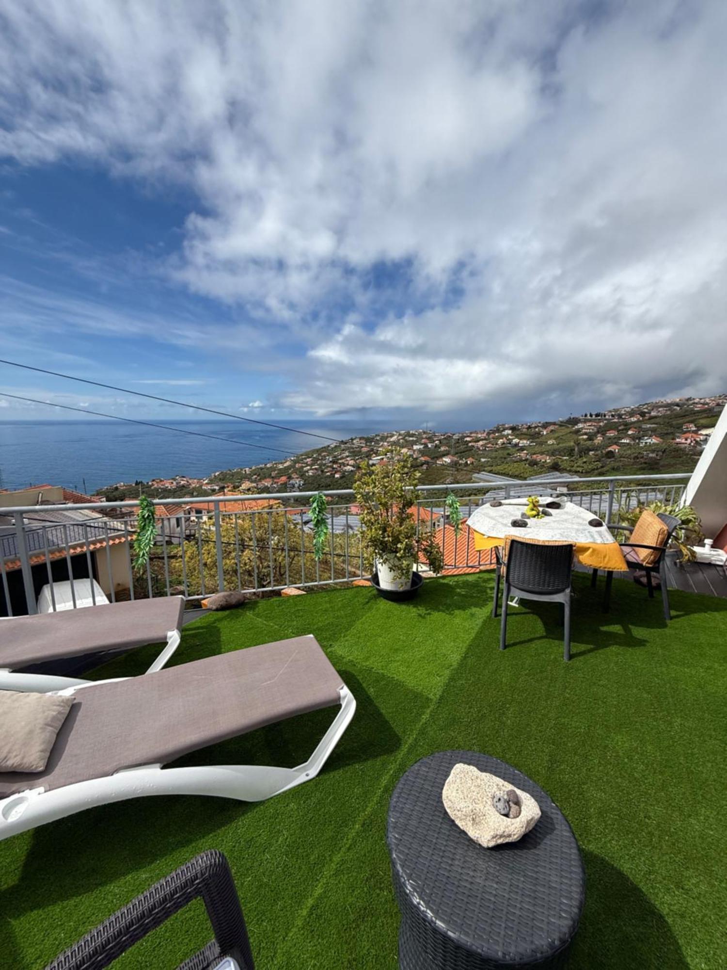 פונטה דו סול Studio Privado Com Vista Mar E Montanha מראה חיצוני תמונה