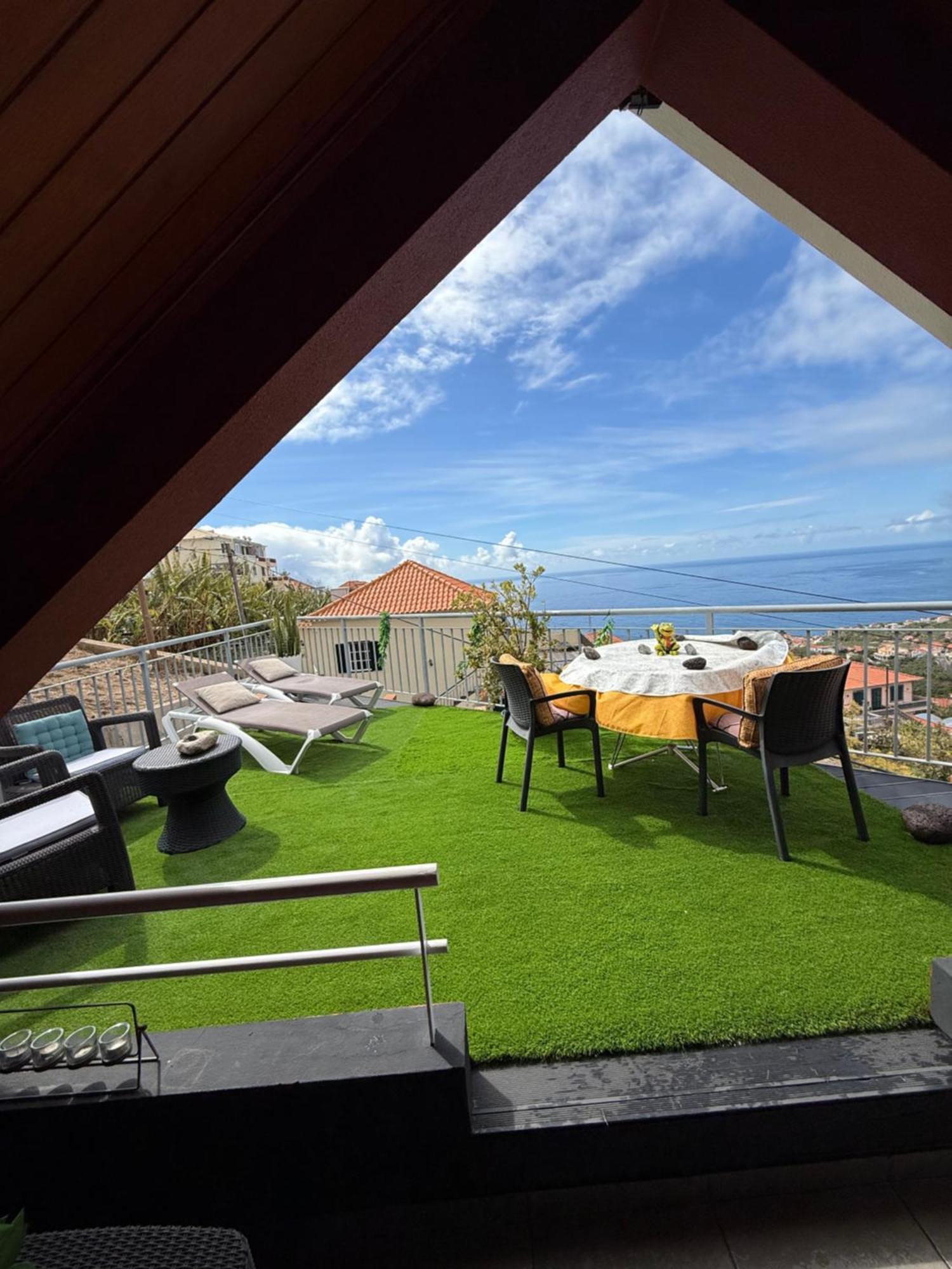 פונטה דו סול Studio Privado Com Vista Mar E Montanha מראה חיצוני תמונה