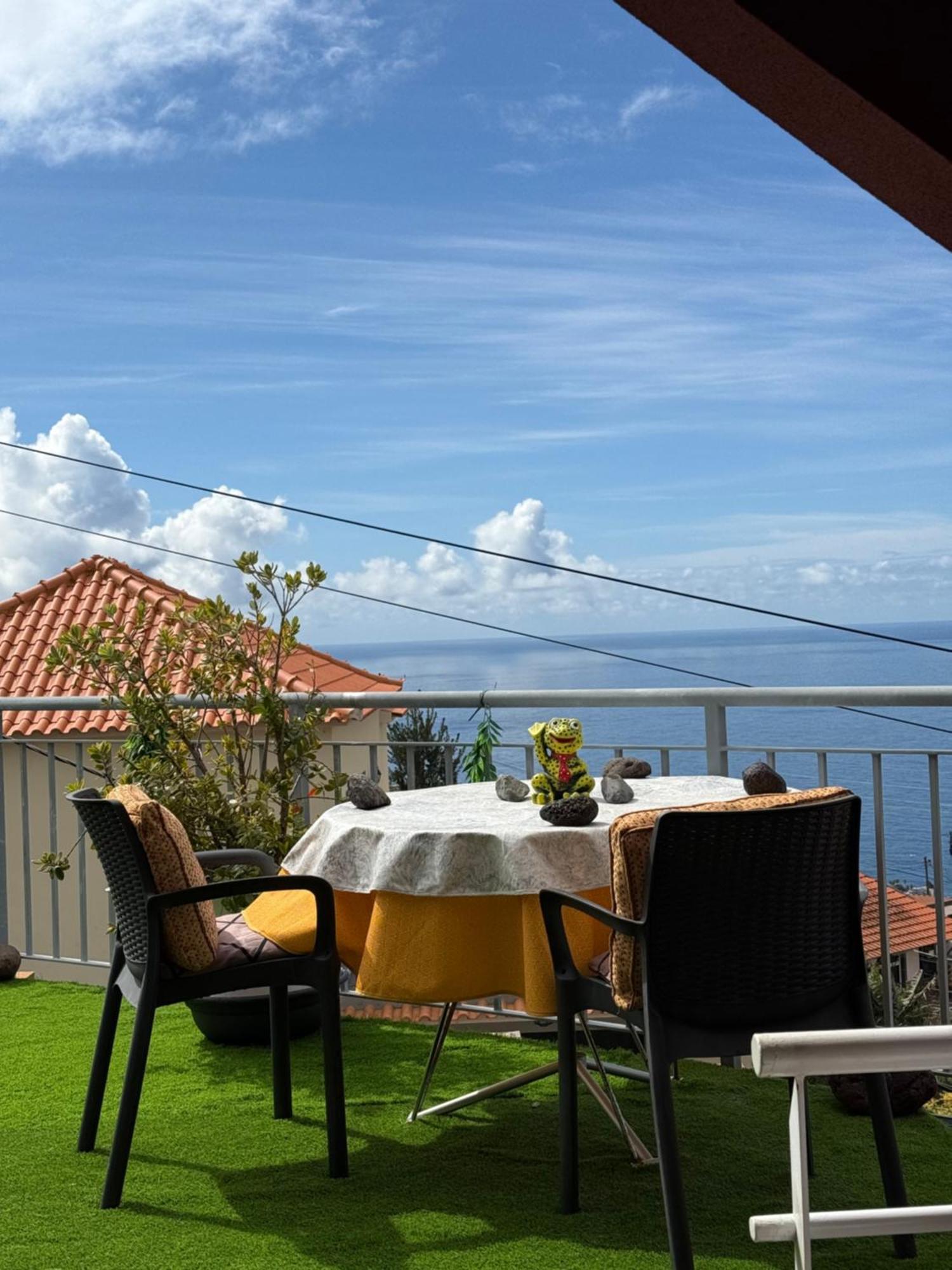 פונטה דו סול Studio Privado Com Vista Mar E Montanha מראה חיצוני תמונה