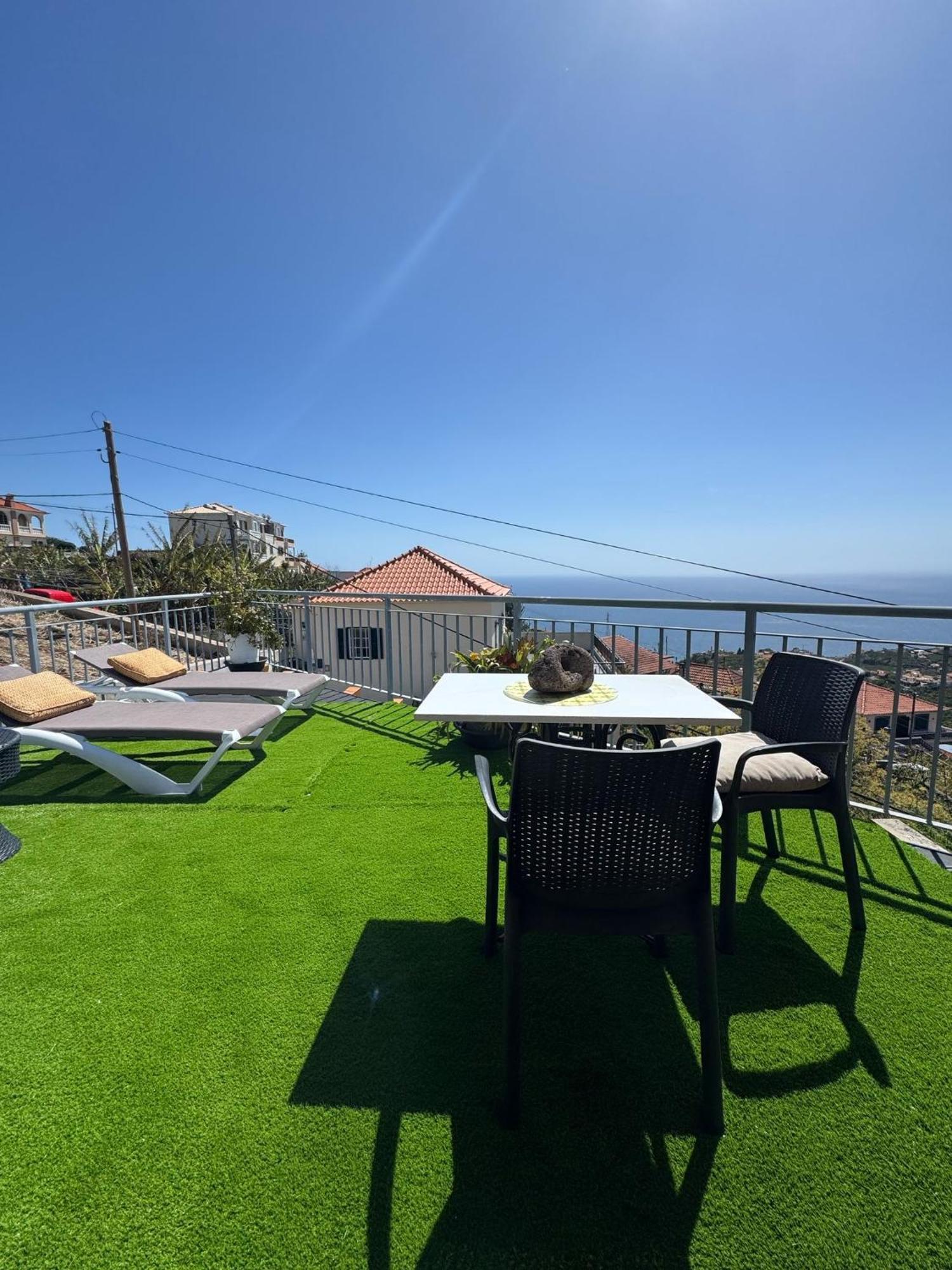 פונטה דו סול Studio Privado Com Vista Mar E Montanha מראה חיצוני תמונה