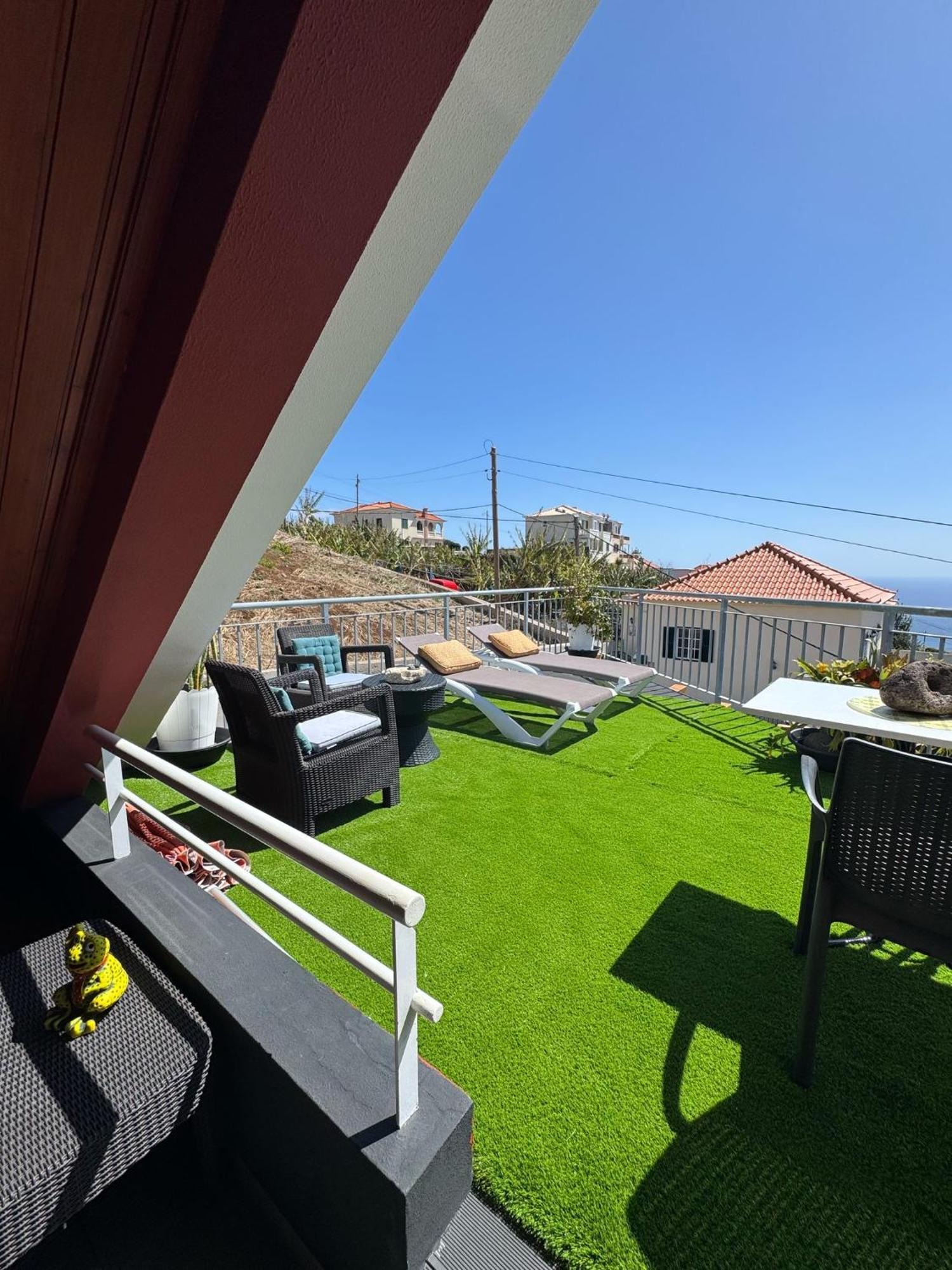 פונטה דו סול Studio Privado Com Vista Mar E Montanha מראה חיצוני תמונה